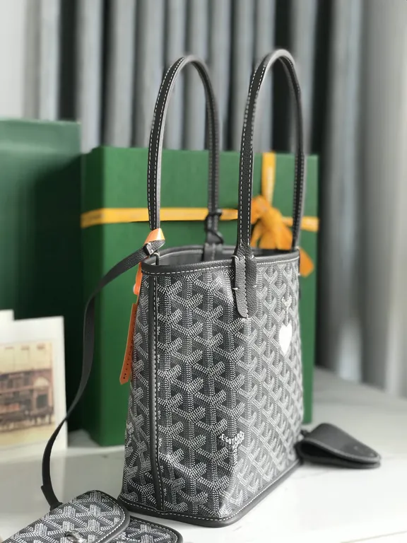 Goyard Bag 